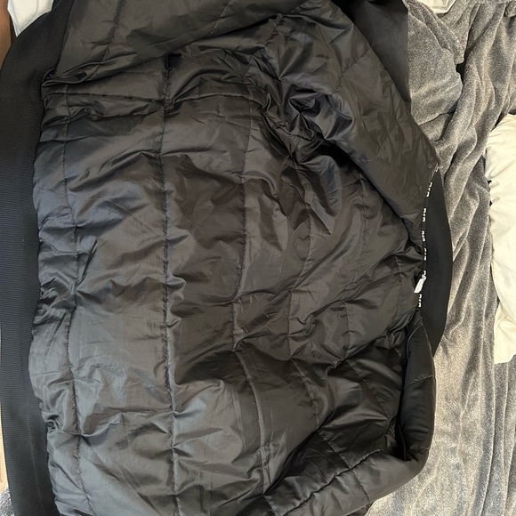 Almost new 2022 Nike oversized long coat; perfect condition, nonsmoking - Picture 7 of 8